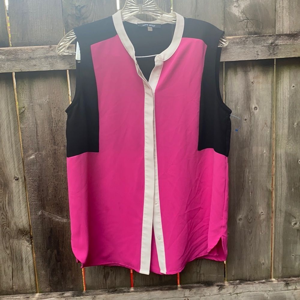 Nine West sleeveless top sz. 8